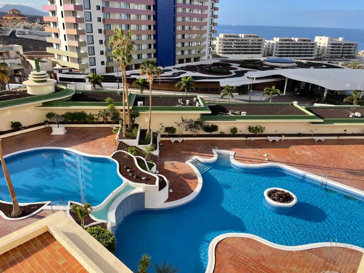 Modern 2-Bedroom Apartment With Stunning View Costa Adeje  Eksteriør billede