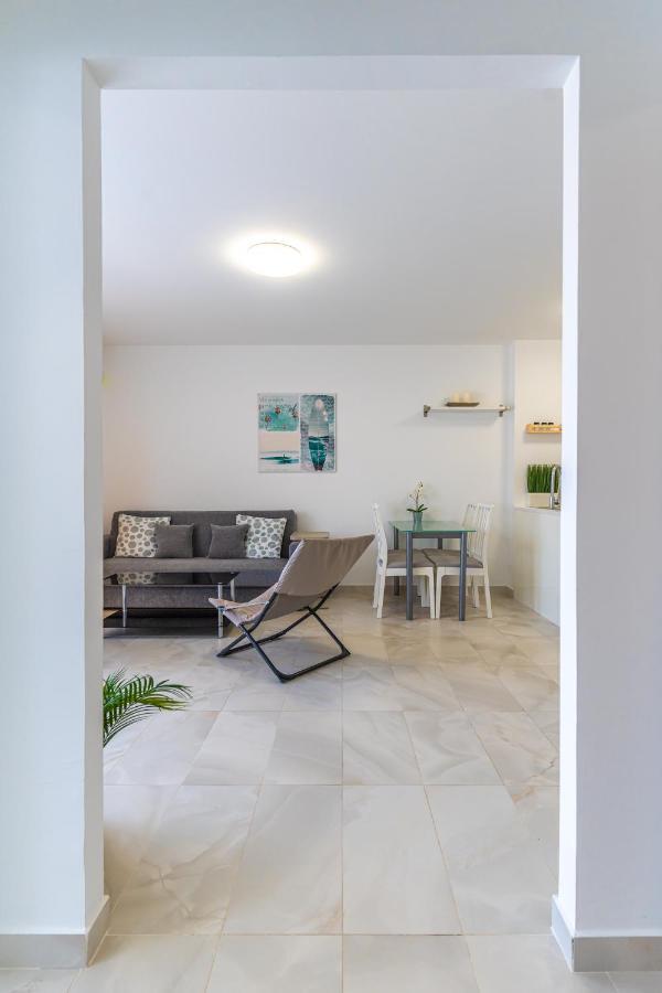 Modern 2-Bedroom Apartment With Stunning View Costa Adeje  Eksteriør billede
